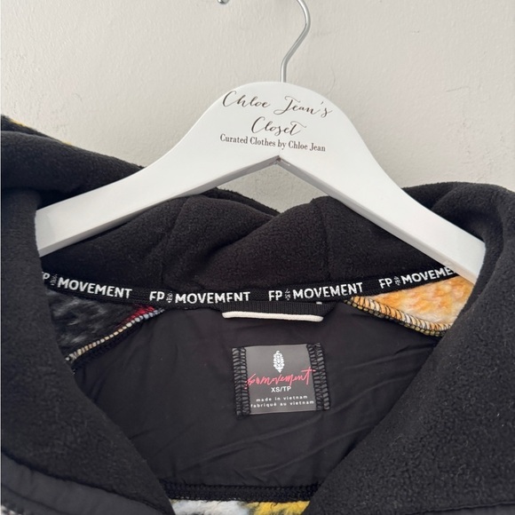 FREE PEOPLE Wild & Free Printed Fleece Pullover in Wildflower Retro Combo XS - Picture 6 of 7